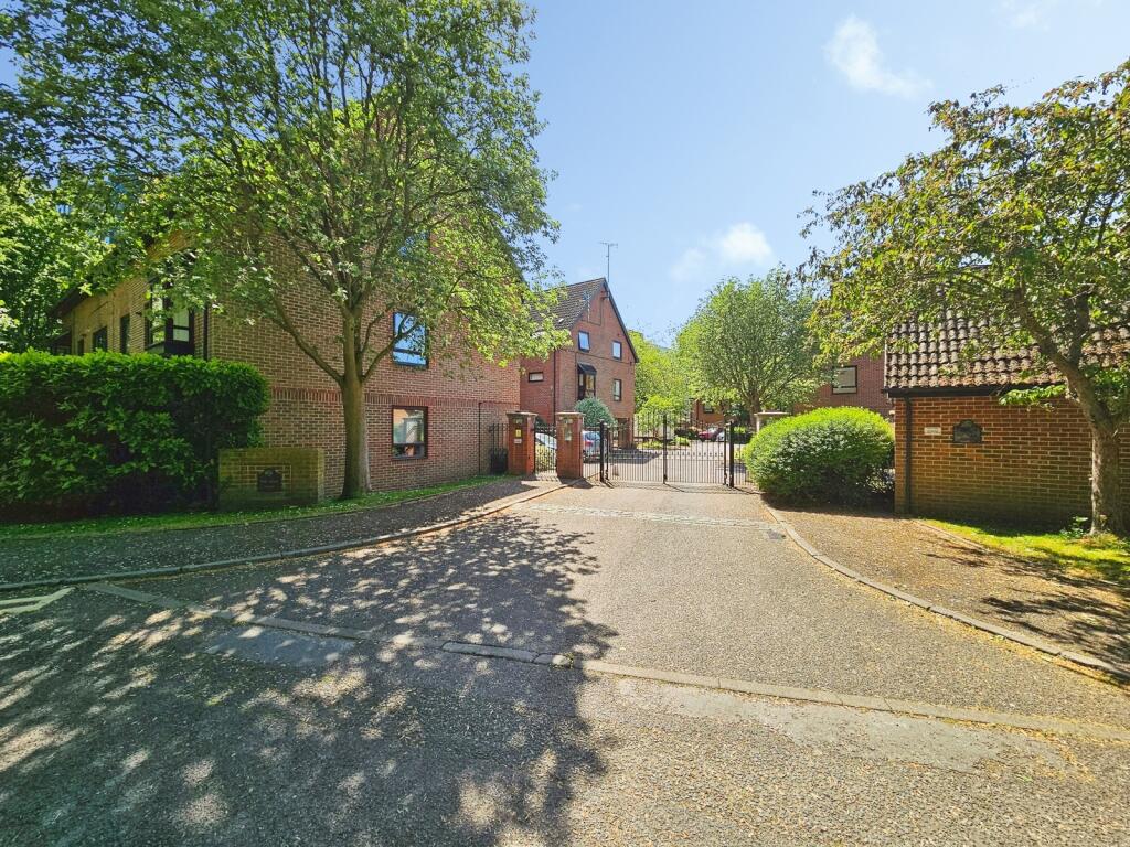 Main image of property: Moormede Crescent, Staines Upon Thames, TW18
