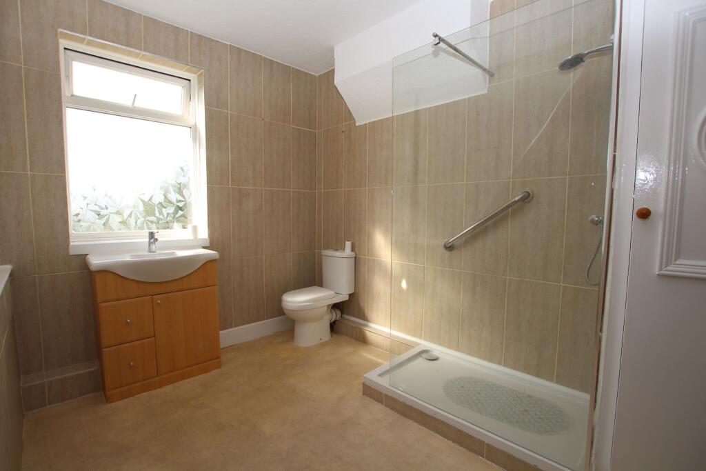 Castle Road, Clacton-on-Sea photo 4