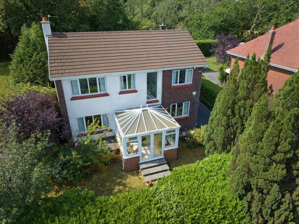 Main image of property: Heol Bryngwili, Cross Hands, Llanelli, SA14 6LY