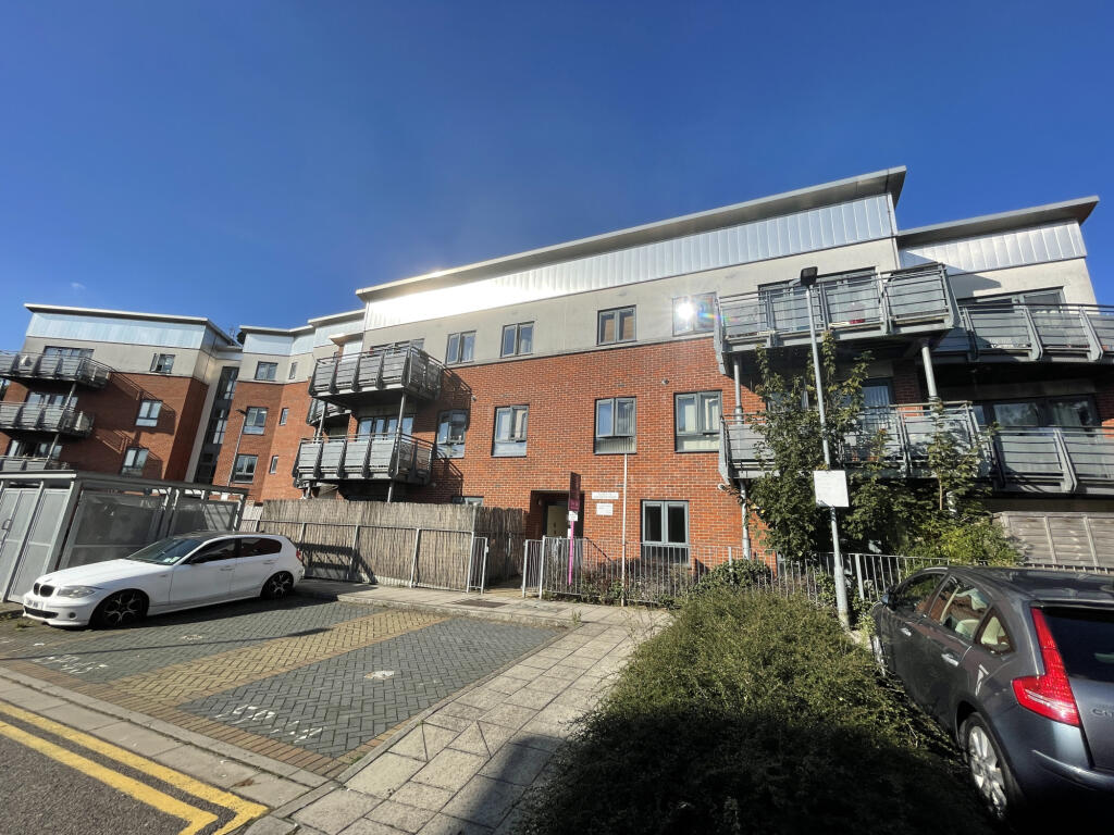 Main image of property: Gunyard Mews, London, SE18