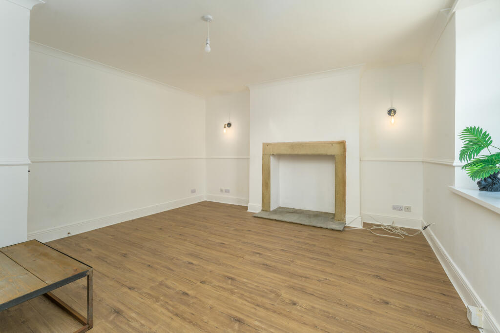 House in Newcastle upon Tyne, Amble By the Sea - More