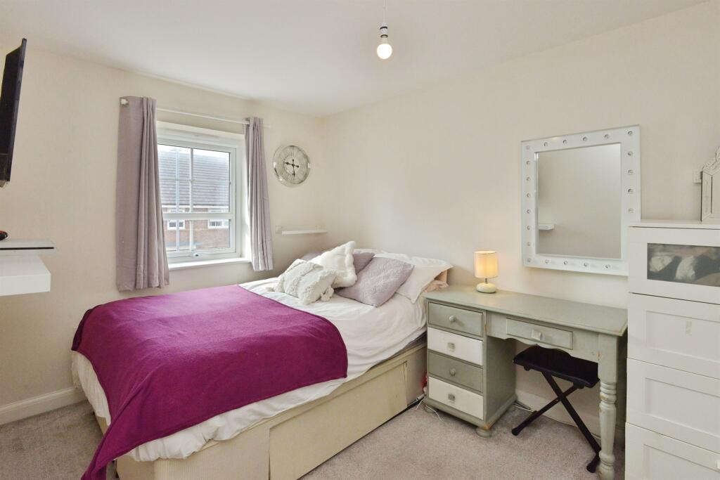 House in Milton Keynes, Bletchley and Fenny Stratford - View 4