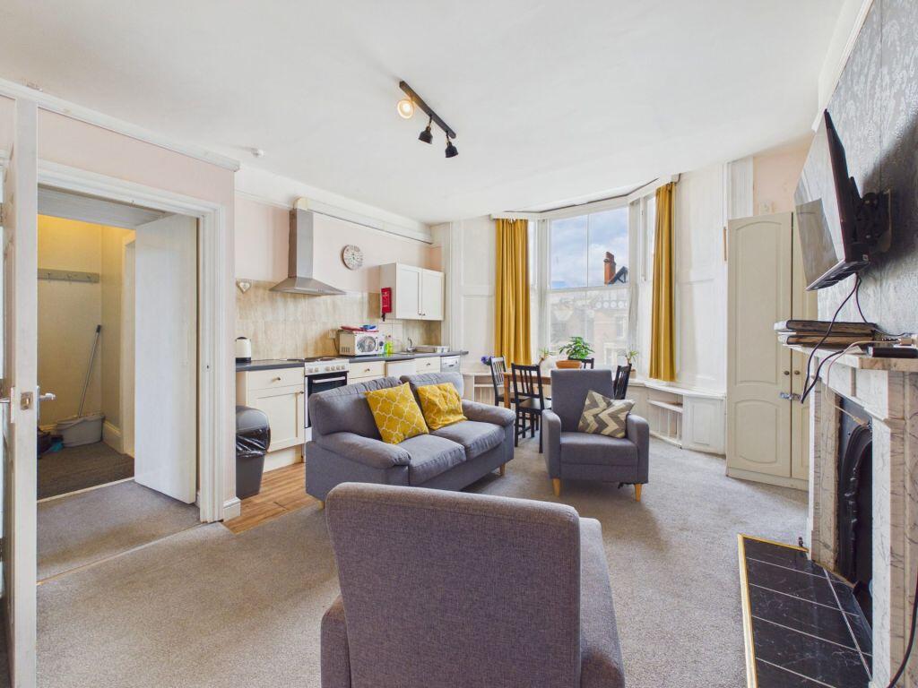Apartment in Whitby, North Yorkshire - View 4