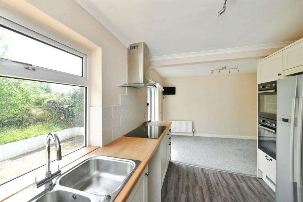St. Edward Gardens, Plymouth - View 5