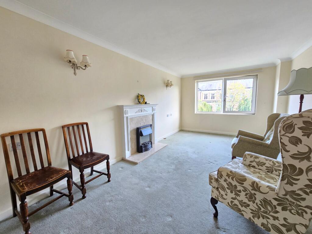 Apartment in Warrington - View 5
