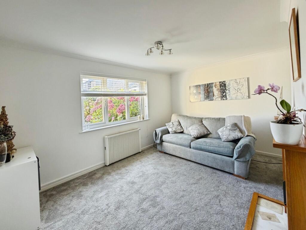 House in Truro, Crowan - More