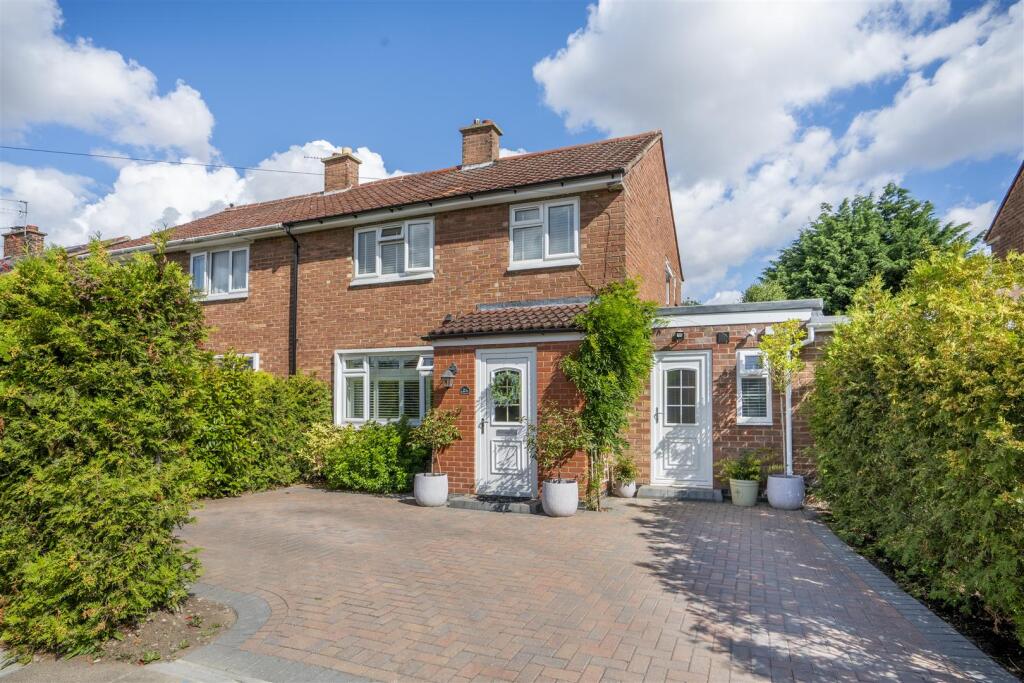 Main image of property: West Thorpe, York