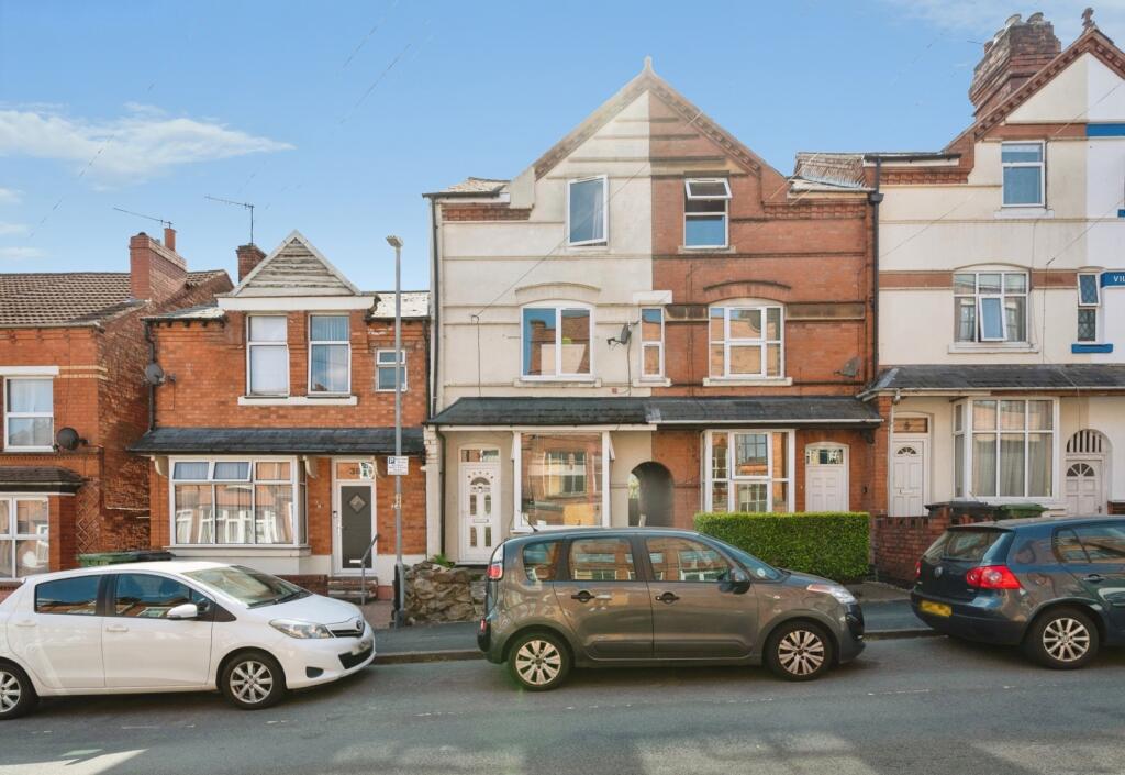 Main image of property: Lodge Road, Redditch, Worcestershire, B98