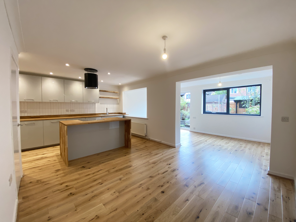 Main image of property: Lingwood Close, Southampton, SO16