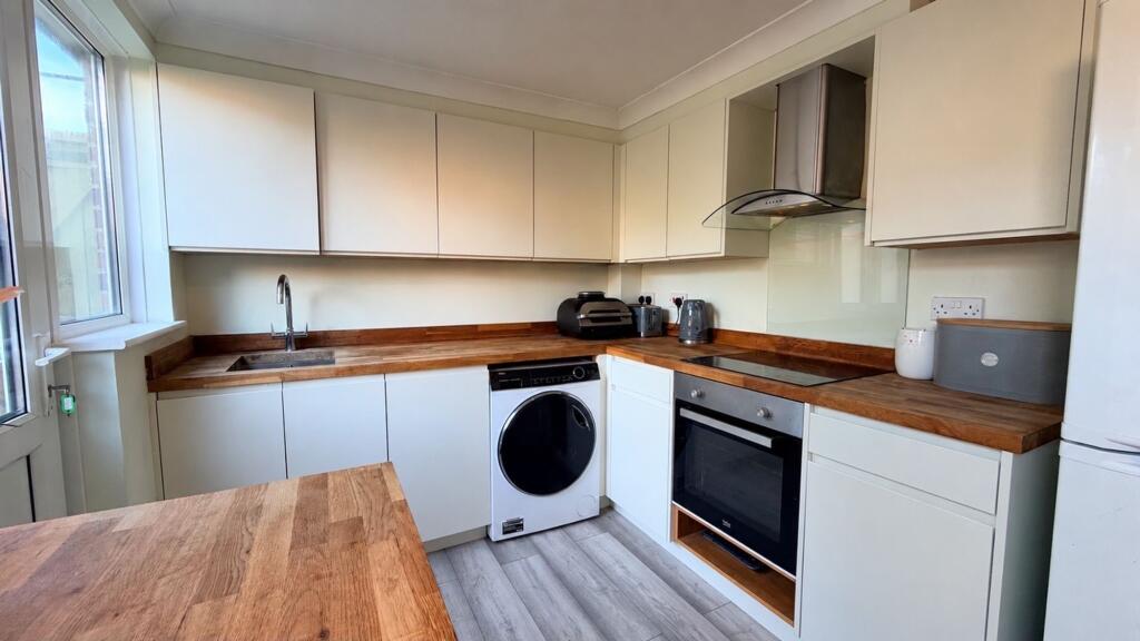 House in Southampton - View 3