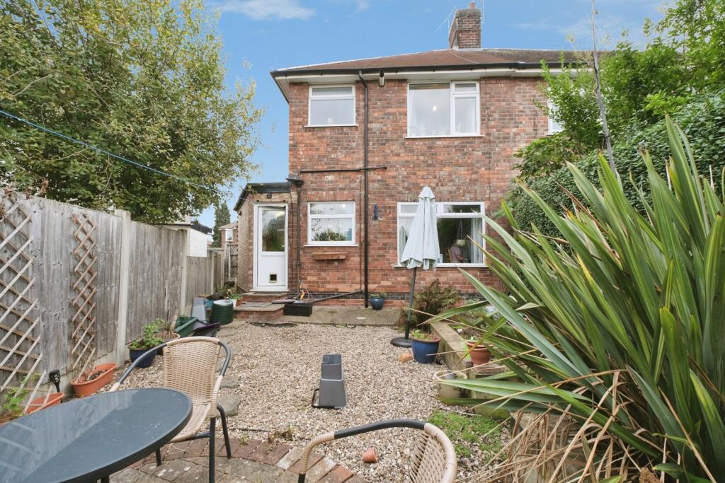 House in Nottingham - View 4