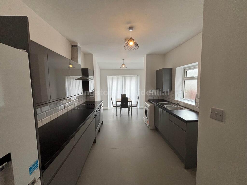 Main image of property: 5 bedroom House at Brithdir Street, Cathays, CF24 4LE