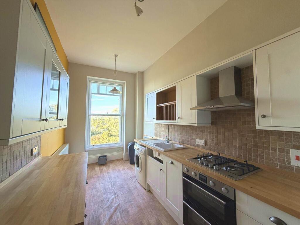 Apartment in Exmouth, Withycombe - More