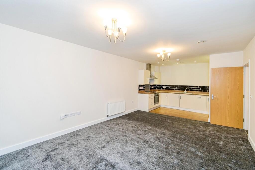 Archers Road, Southampton photo 3
