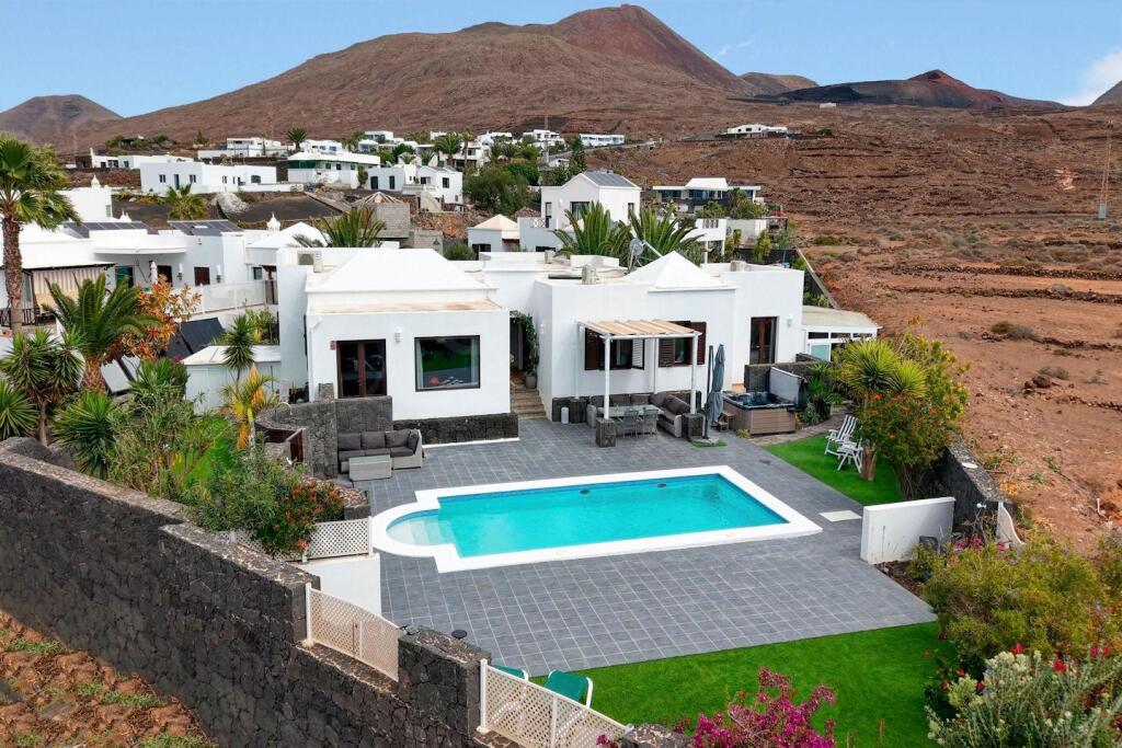 Main image of property: Canary Islands, Lanzarote, Las Breñas