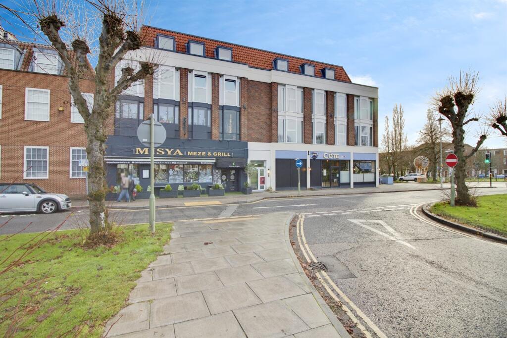 Additional image 18 of Parkway, Welwyn Garden City