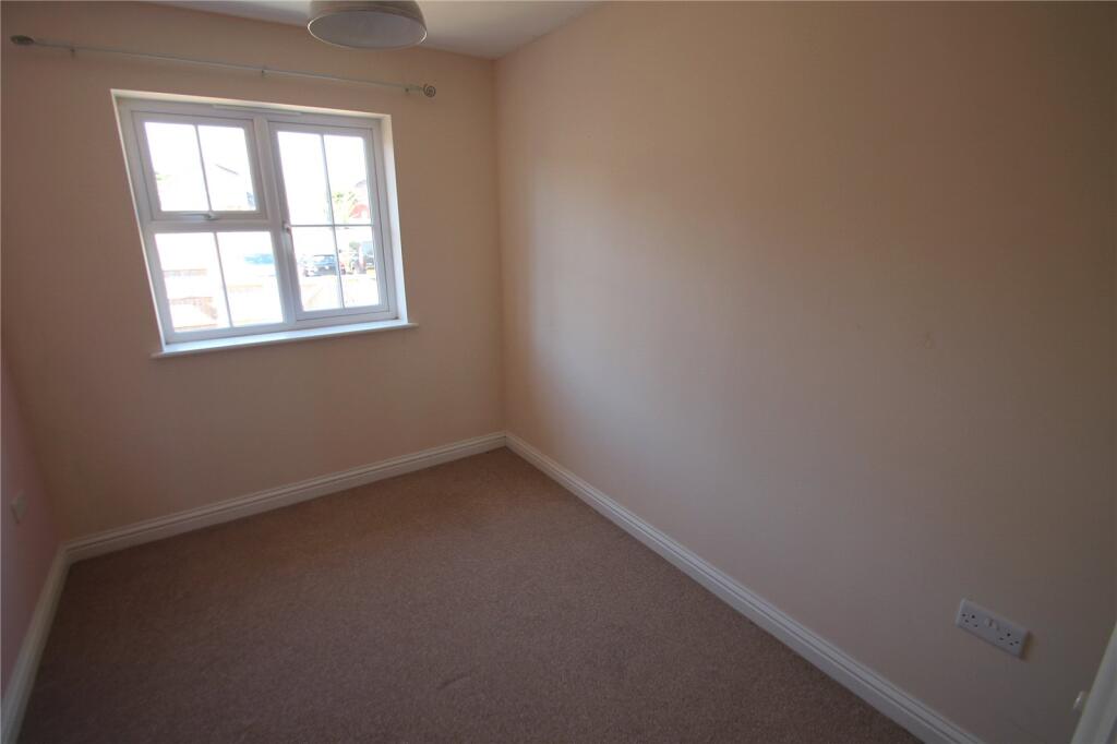 House in Portsmouth - View 5