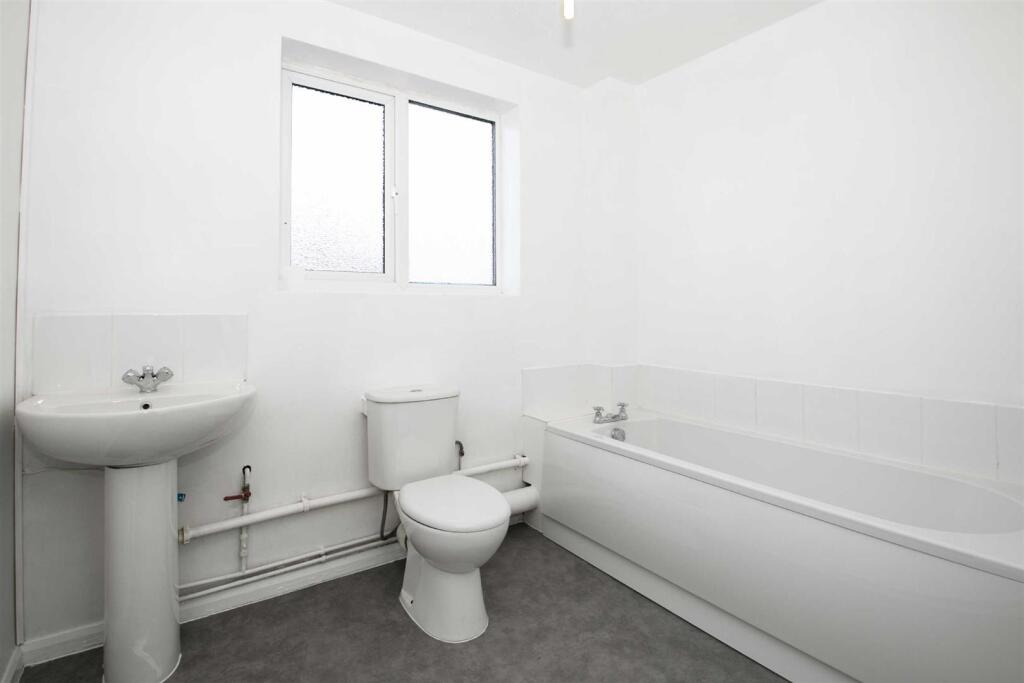 House in Milton Keynes - View 3
