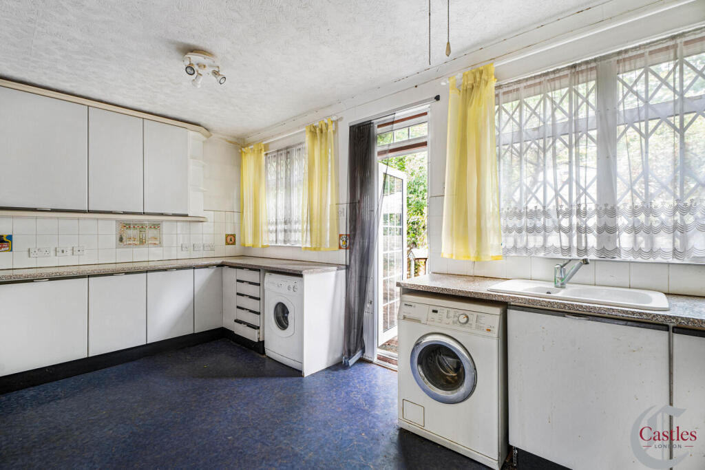 House in London - View 4