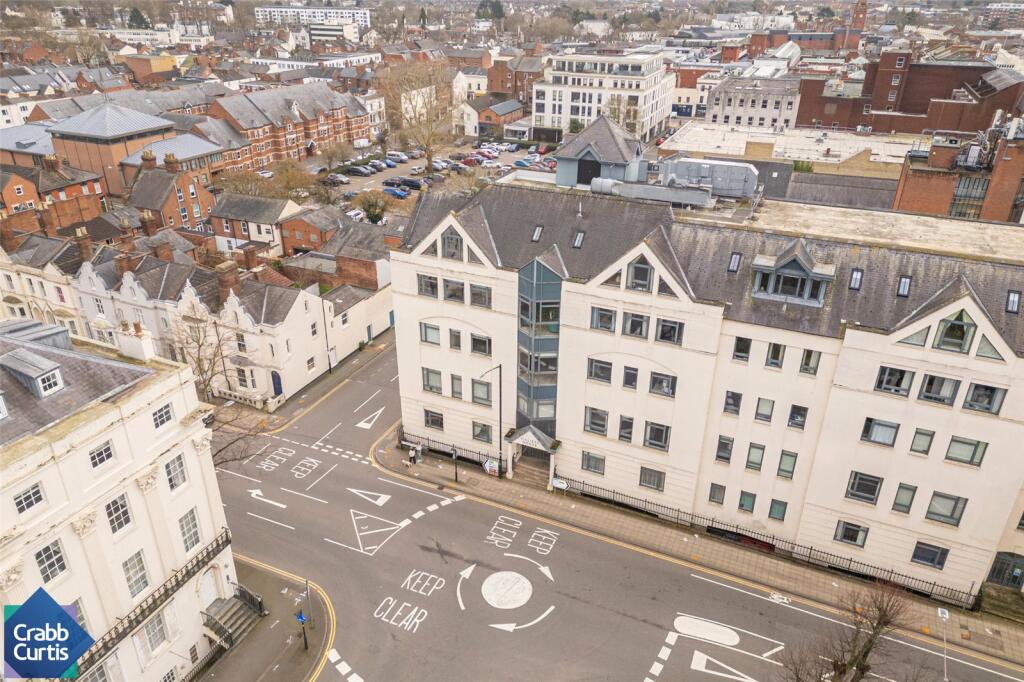 Main image of property: Clarendon Avenue, Leamington Spa, Warwickshire, CV32