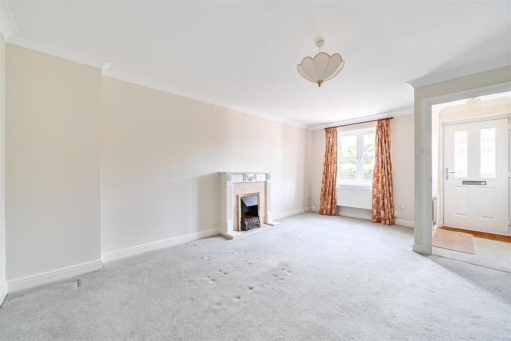House in Watford - View 3
