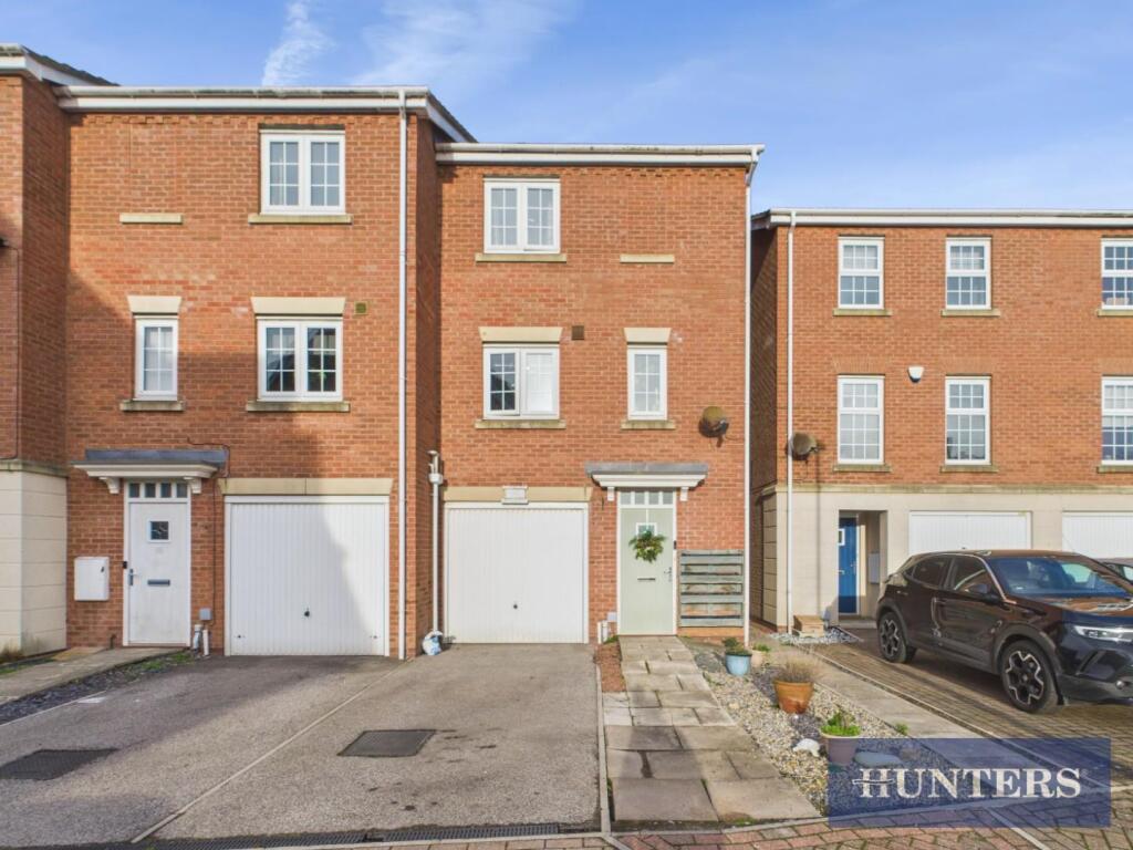 3-bed terraced on St. Georges Croft, Bridlington, £170,000