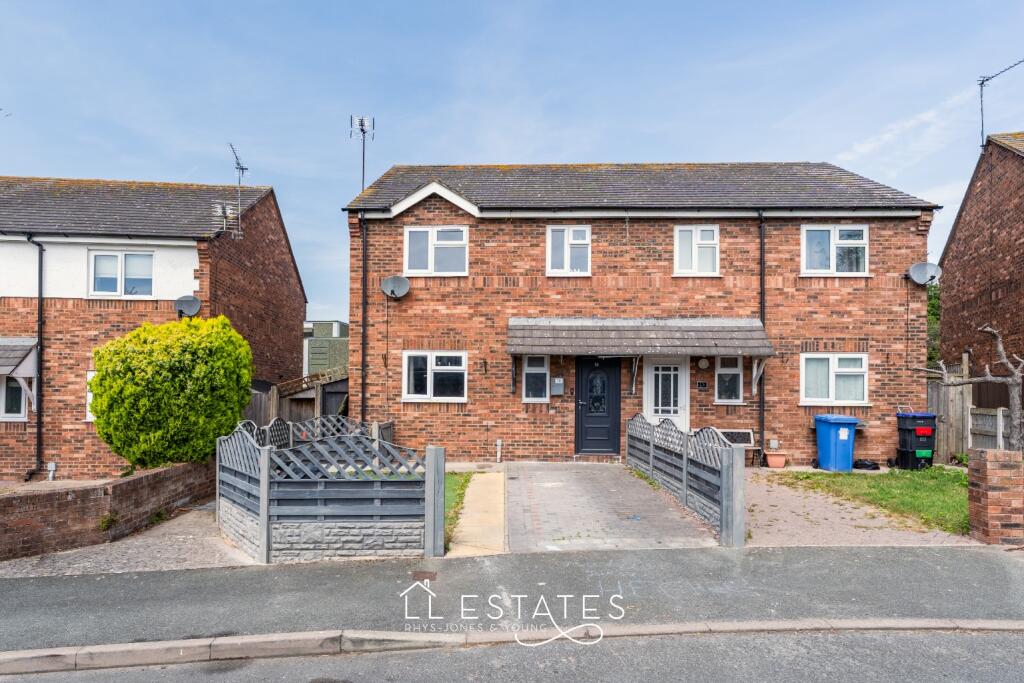 Main image of property: 16 Parc Y Lleng, Rhuddlan, Denbighshire, LL18 2UX
