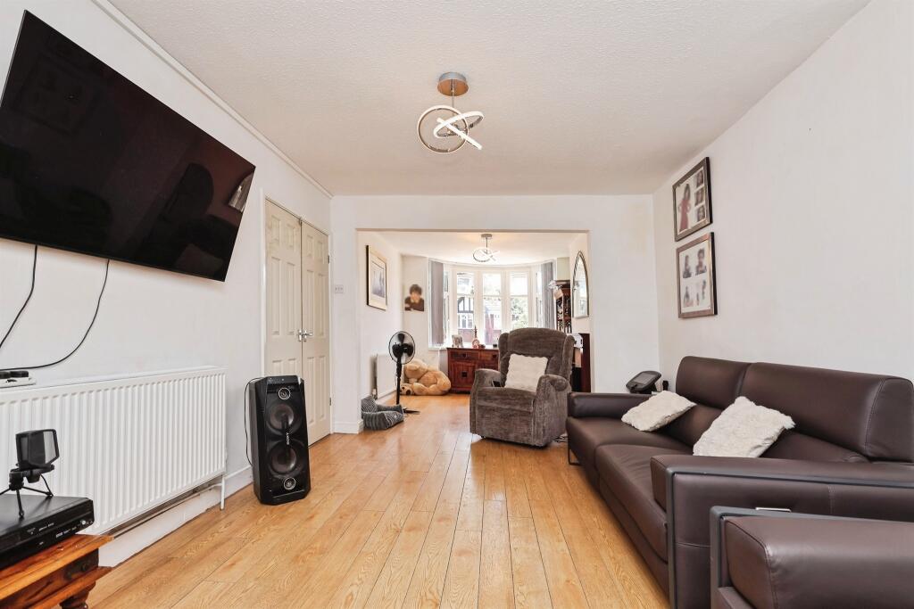House in Birmingham, West Midlands - View 2