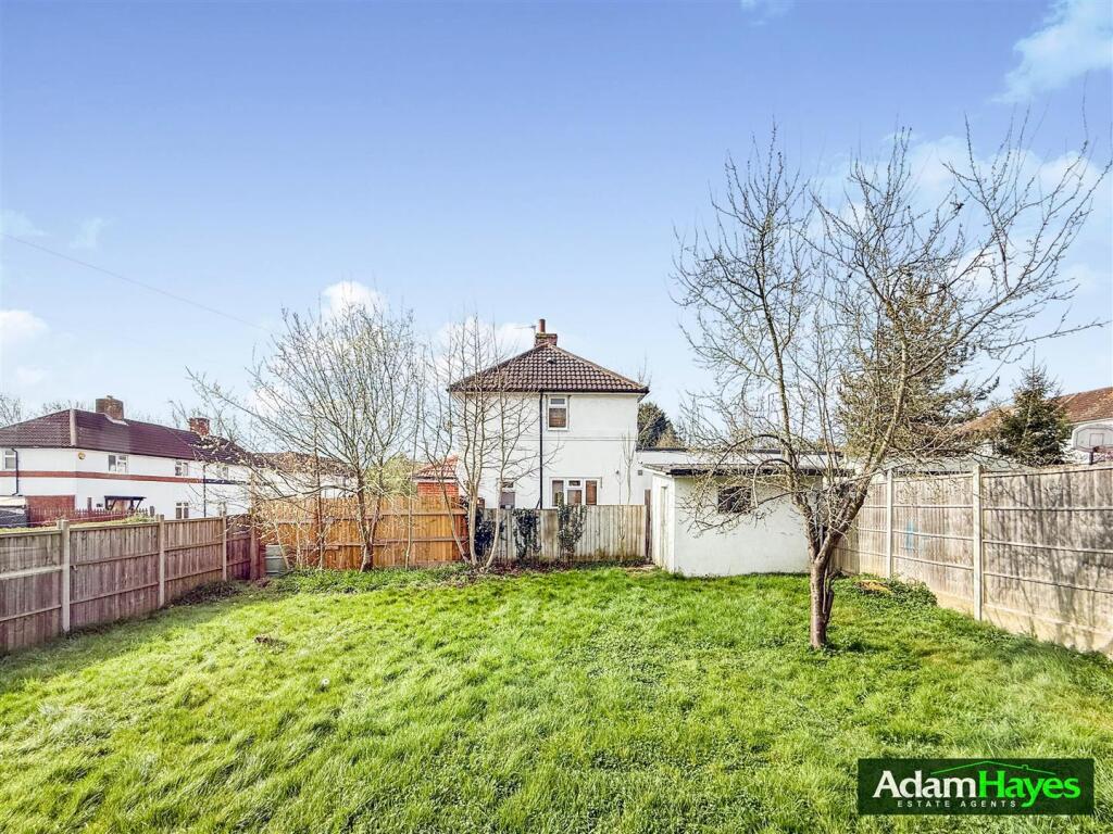 House in London, Oakleigh Park, Brunswick Park - View 5