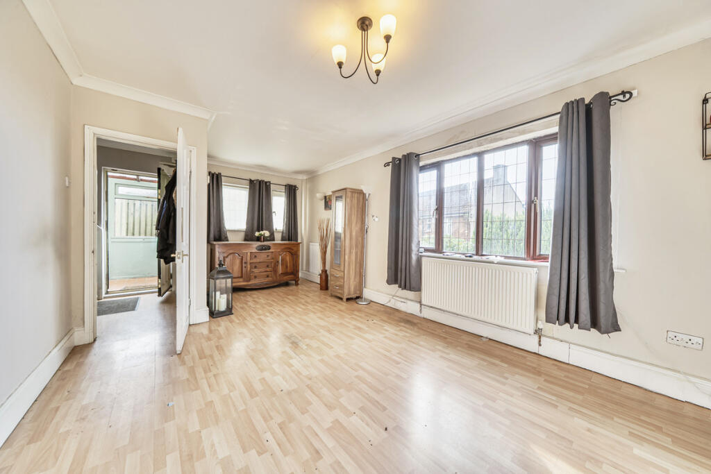 Additional image 2 of Buttershaw Drive, Bradford, BD6 3