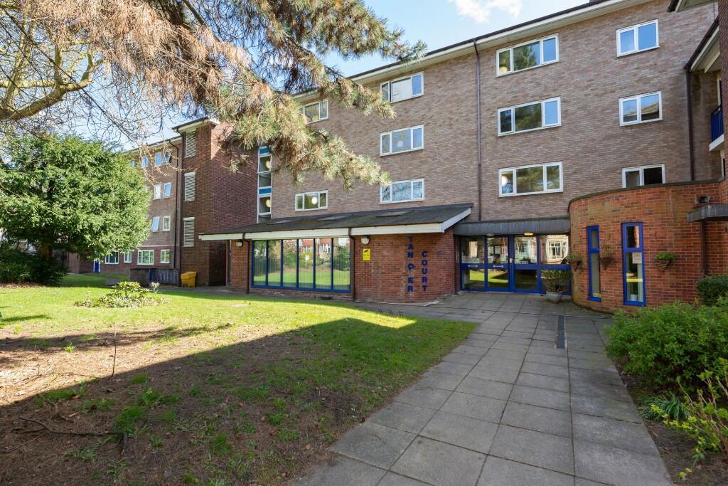 Main image of property: Tangmere Court, Dudley Road, Manchester, Greater Manchester, M16 8DF
