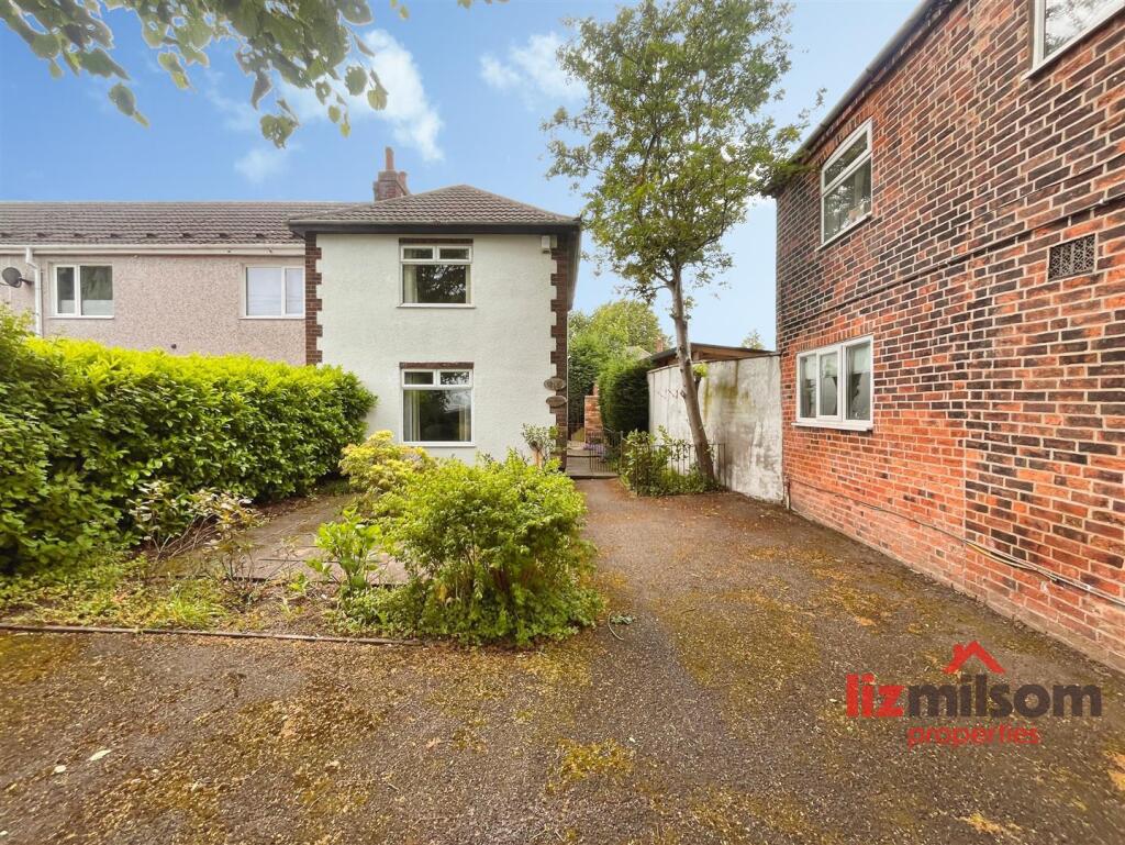 Main image of property: Burton Road, Midway, Swadlincote