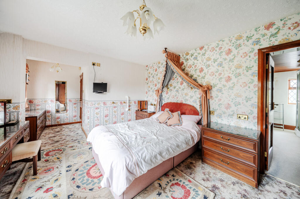 Additional image 5 of King Harry Lane, St. Albans, AL3