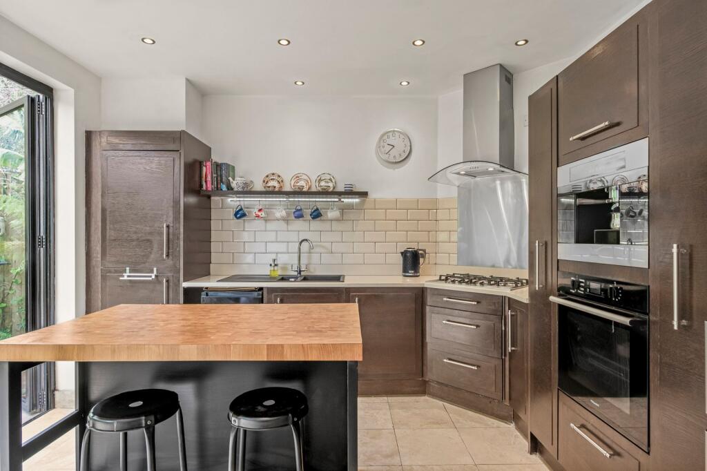 House in London - More
