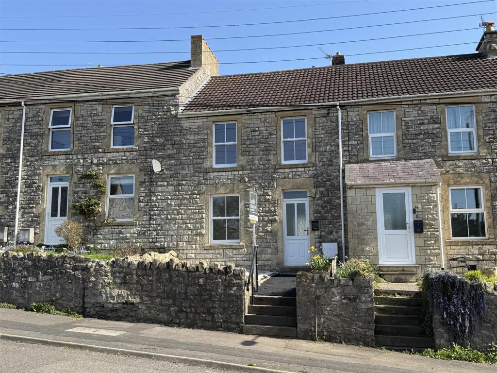 Main image of property: Bath Old Road, Radstock