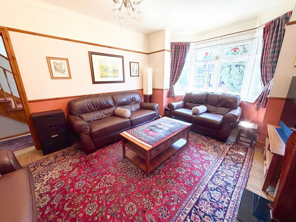 House in Romford - View 5
