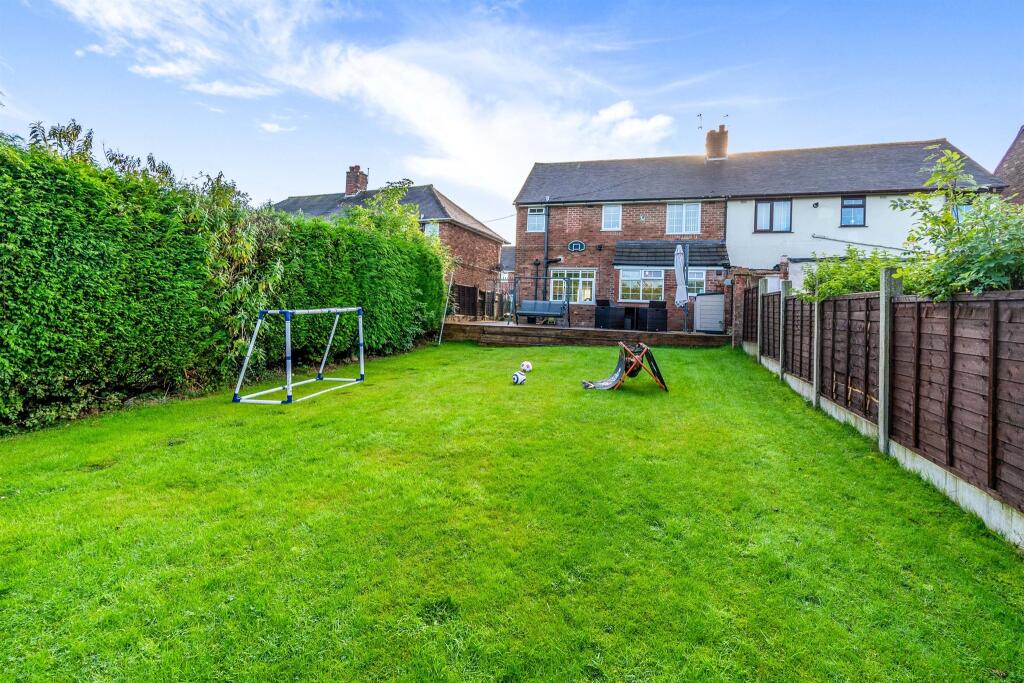 House in Wolverhampton, West Midlands - View 2