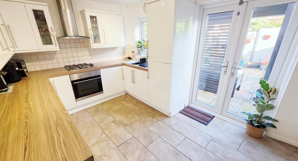 Sutton Drive, Droylsden photo 2