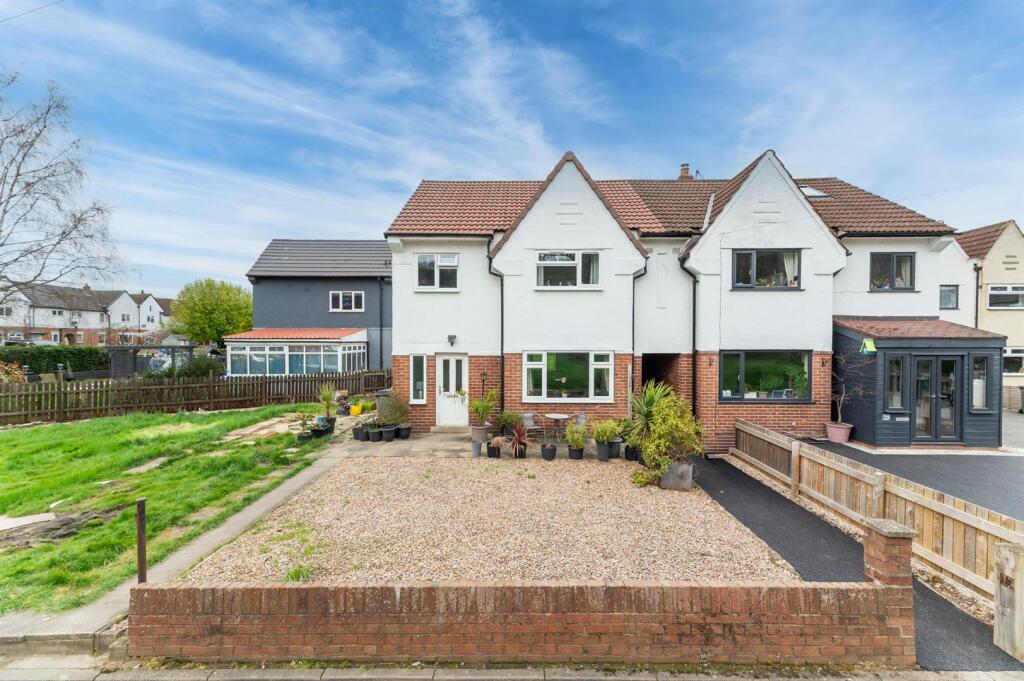 Main image of property: Kineholme Drive, Otley