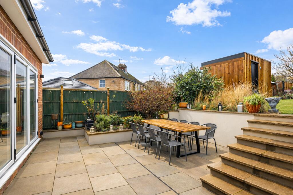 Additional image 14 of Castle Rise, Wheathampstead, St. Albans, Hertfordshire, AL4