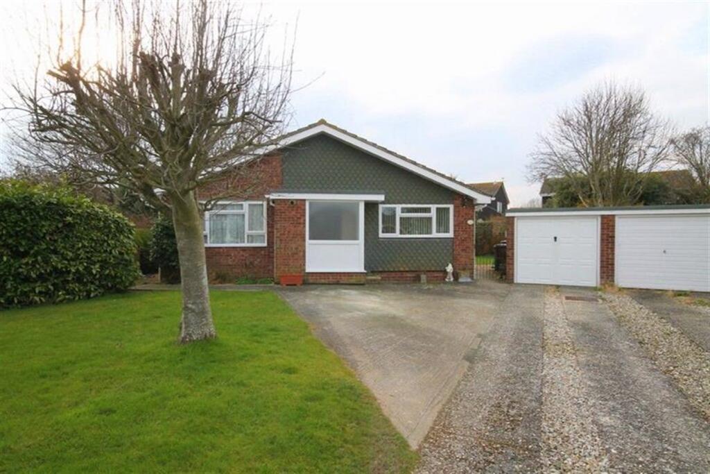 Main image of property: Lundy Close, Littlehampton, BN17