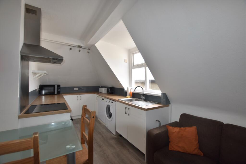 Main image of property: Whiteladies Road, Upper Maisonette, Clifton, Bristol, BS8 2RS