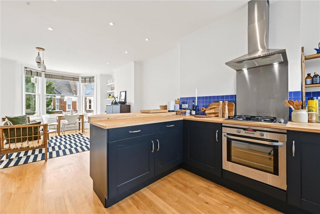 Apartment in London - View 4