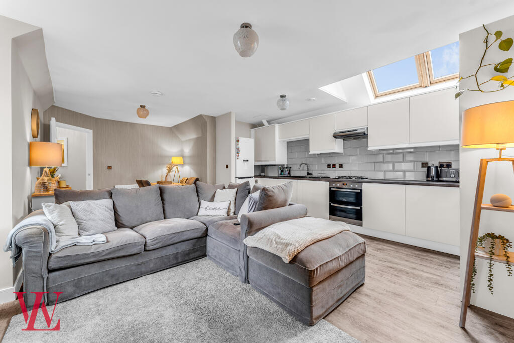 Apartment in East Hertfordshire, Hockerill, Bishop's Stortford - View 3