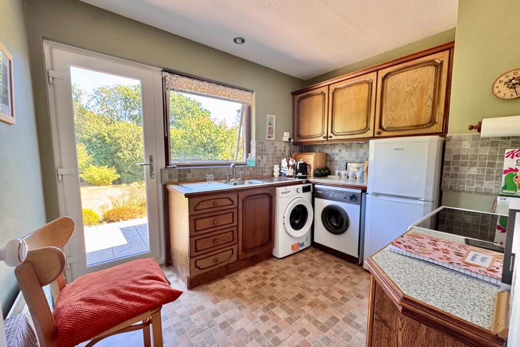 House in Corfe Castle, Dorset - View 5