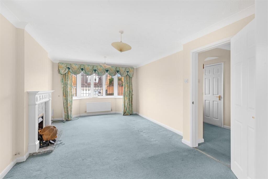House in Kettering, Leisure Village - View 2