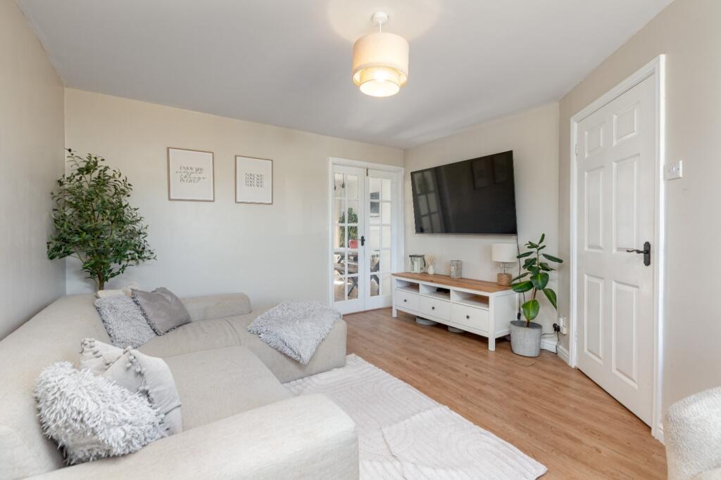 Darrowby Drive, Darlington photo 3