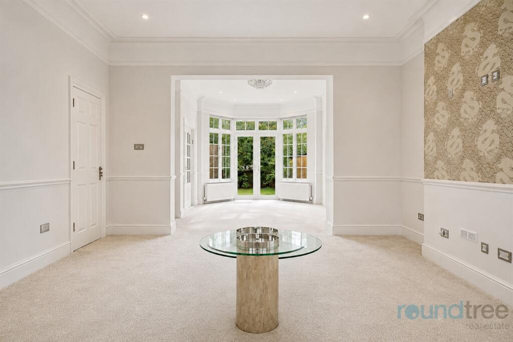 House in London - View 5