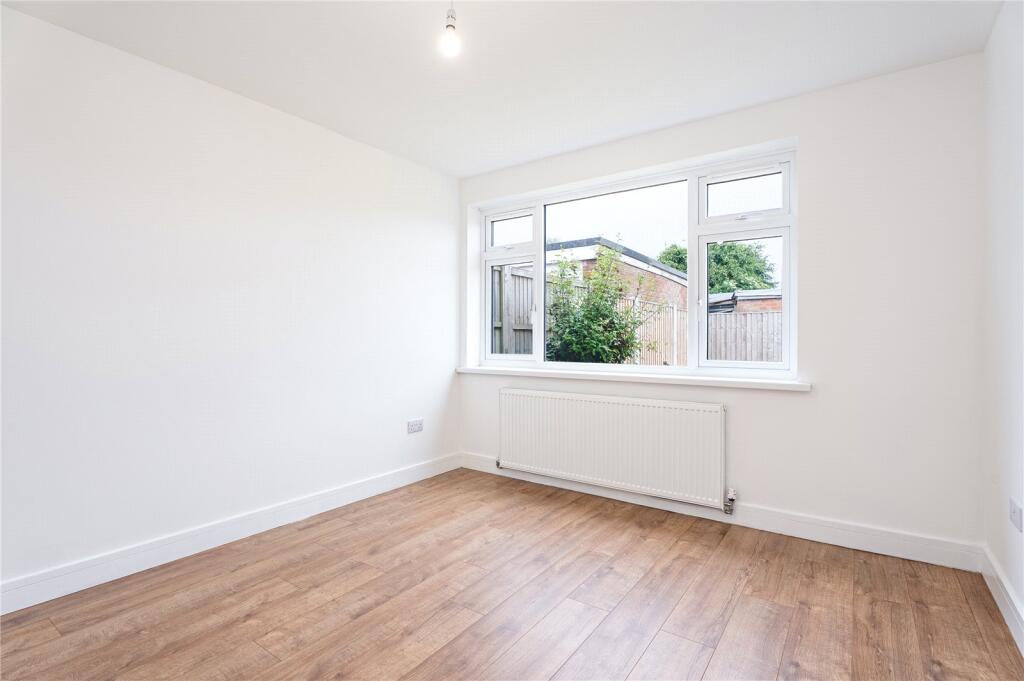 House in Newark and Sherwood, Bilsthorpe - More