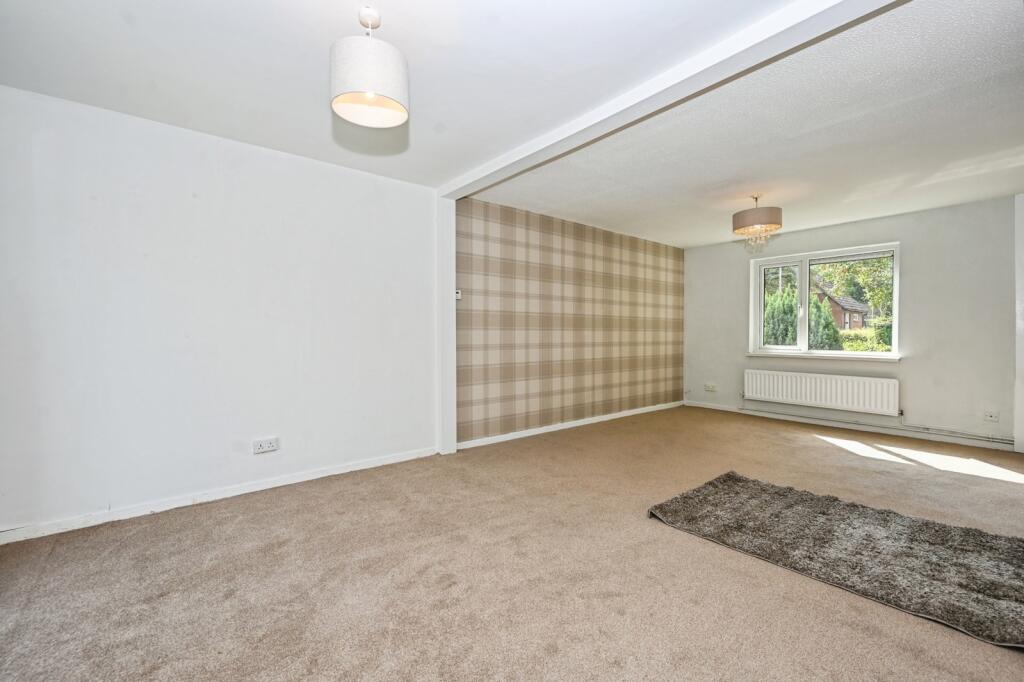 House in Warrington, Great Sankey - View 5